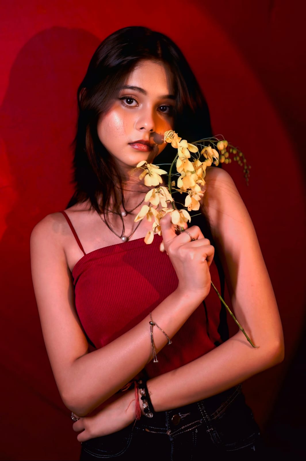 Scarlet Bloom — Colour Portraits — photo 2