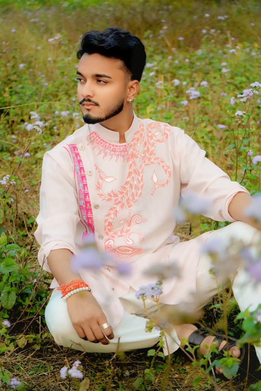 Gulaabi Kurta — Mustard Field Portraits — photo 3