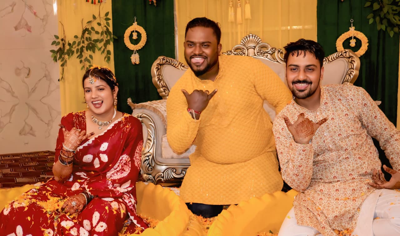 Haldi Rasm — Marigold & Gold — photo 5